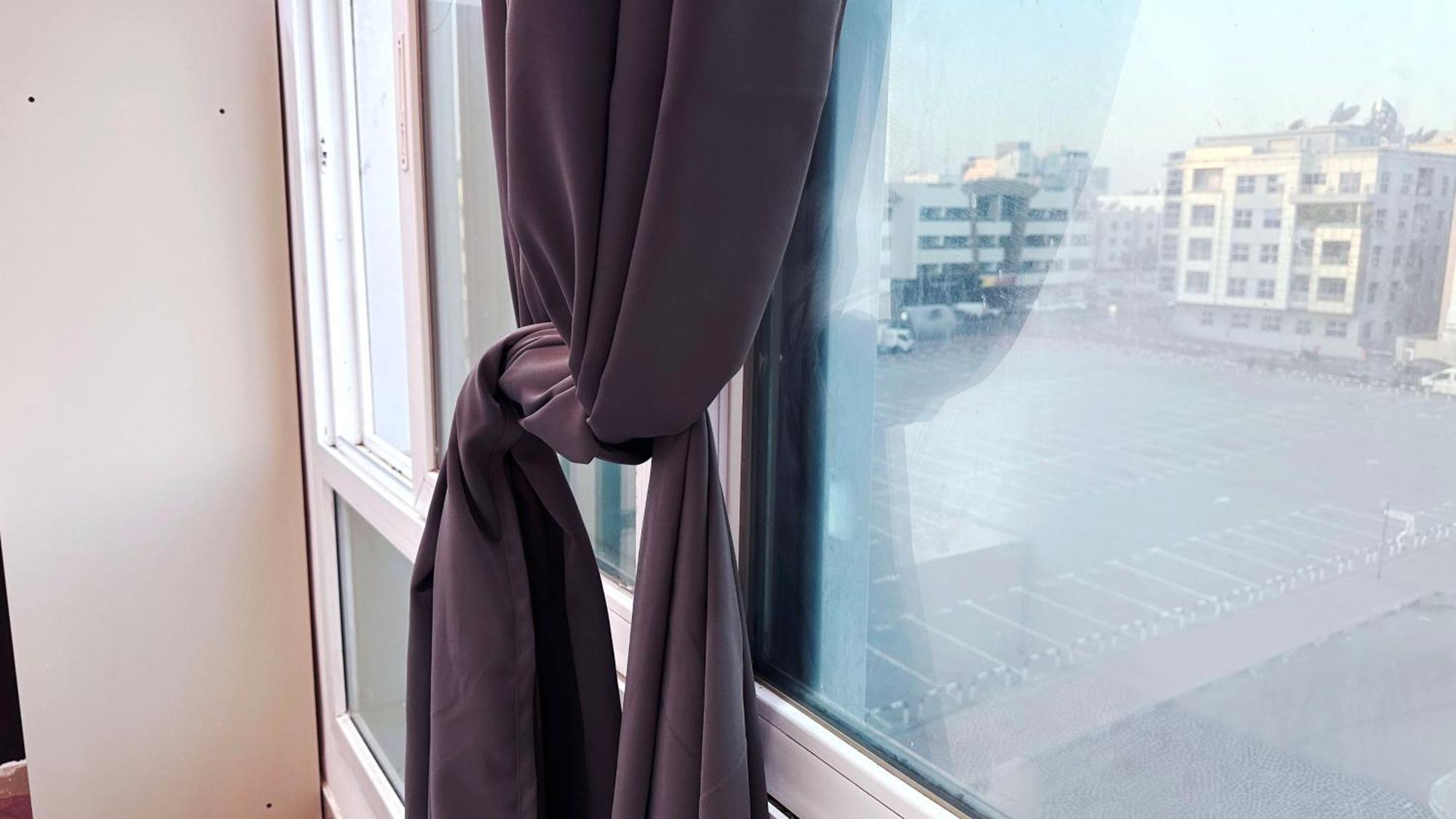Partition In Al Seef Near Burjuman Metro Alloggio in famiglia