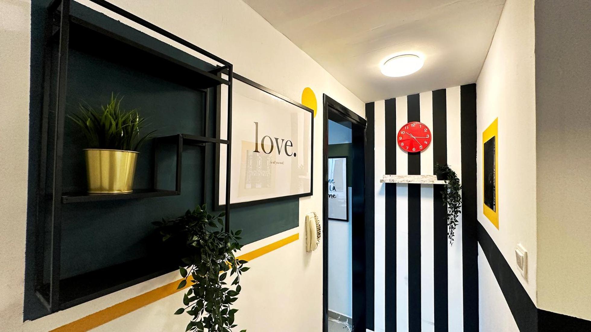 Alloggio in famiglia Partition In Al Seef Near Burjuman Metro